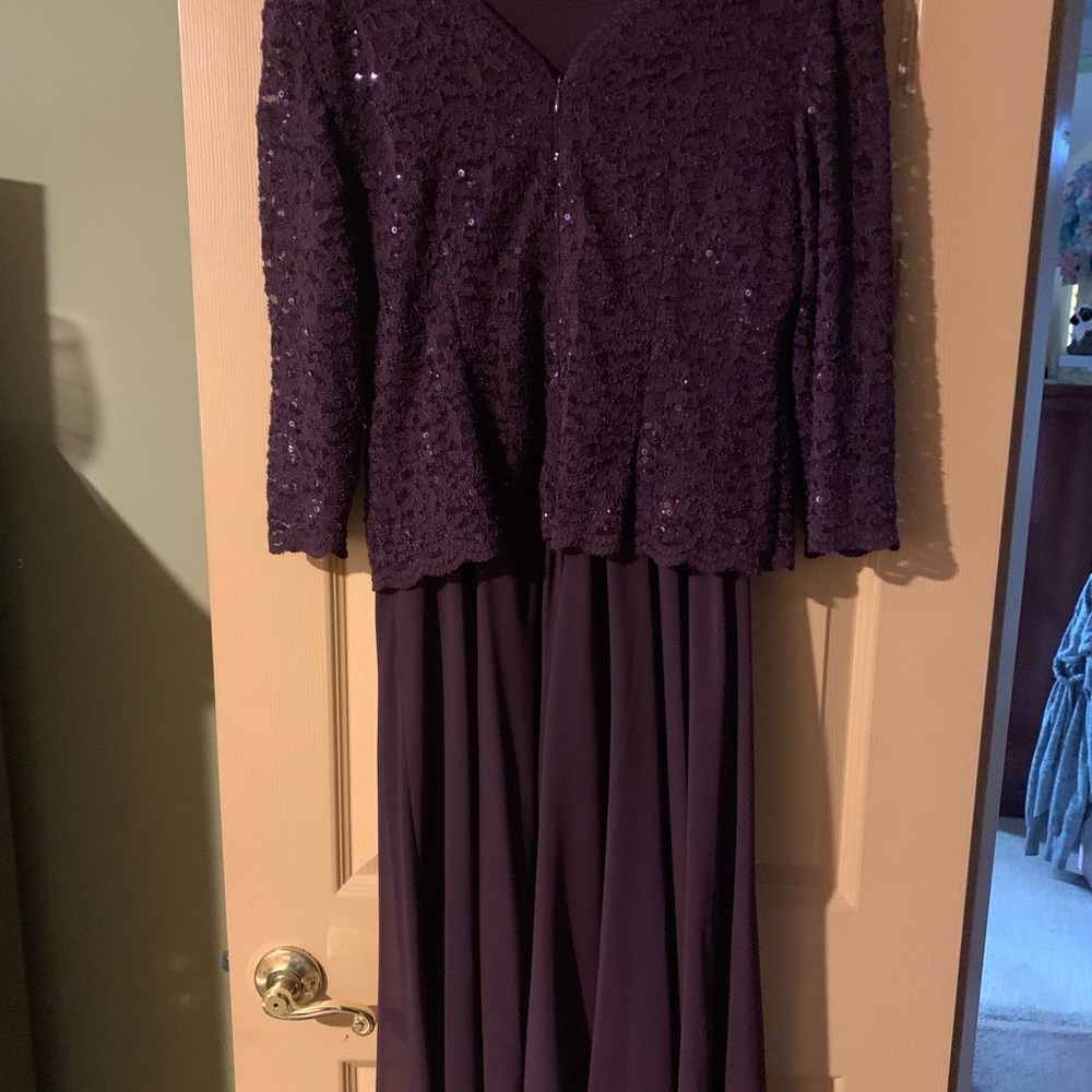 Pretty wedding reception dress